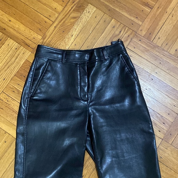 Aritzia Babaton command pant vegan leather black pant size 6 - Picture 6 of 8